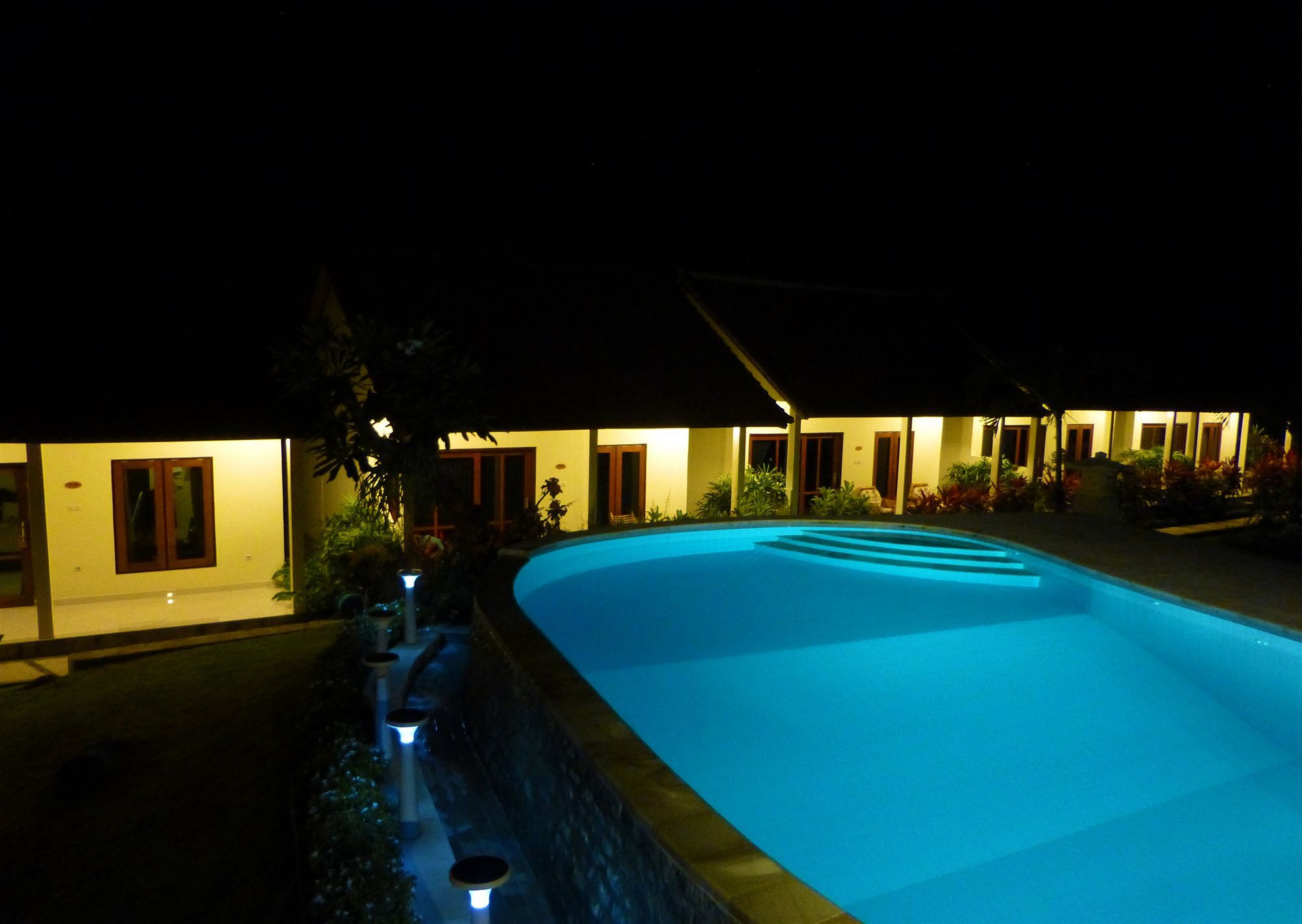 Ocean Sun Dive Resort Tulamben Extérieur photo