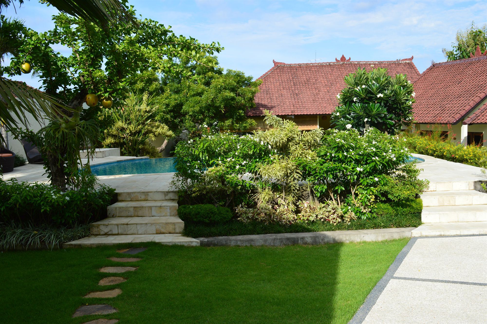 Ocean Sun Dive Resort Tulamben Extérieur photo